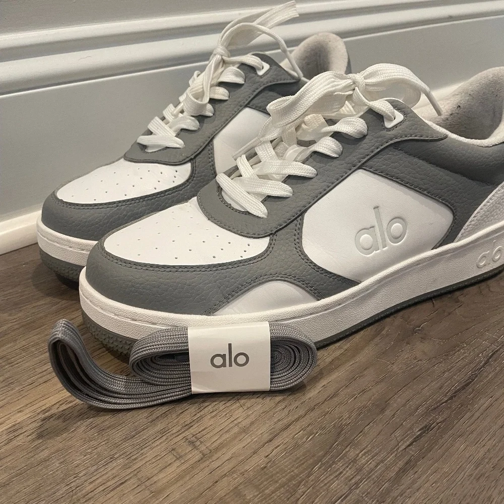 ALO Recovery Mode スニーカー Gravel/Whiteの通販 | THEDANCECREATIONS